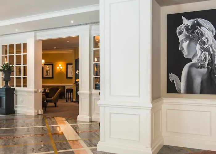 Otel Starhotels Michelangelo