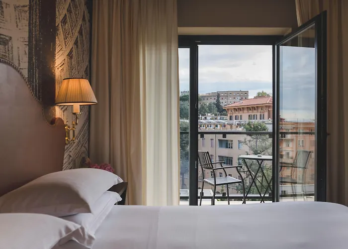 Starhotels Michelangelo Otel