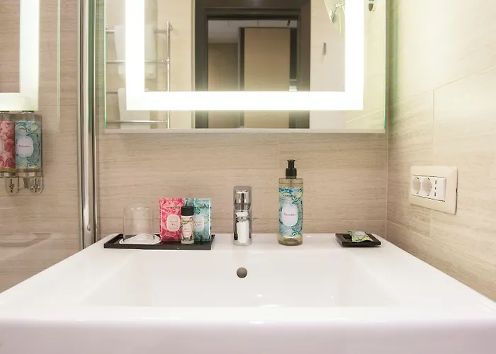 Starhotels Michelangelo 4*