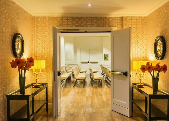 Starhotels Michelangelo Hotel