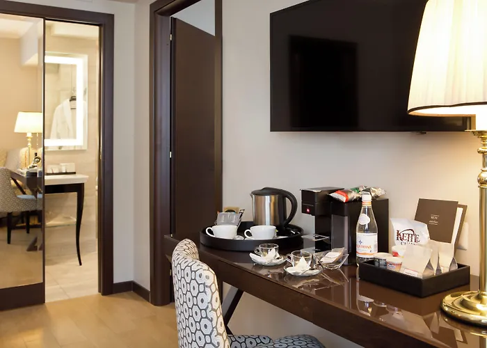 Szálloda Starhotels Michelangelo Róma